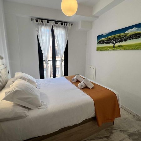Ferienwohnung Atico San Bernardo Terraza Y Parking Incluido Sevilla Exterior foto