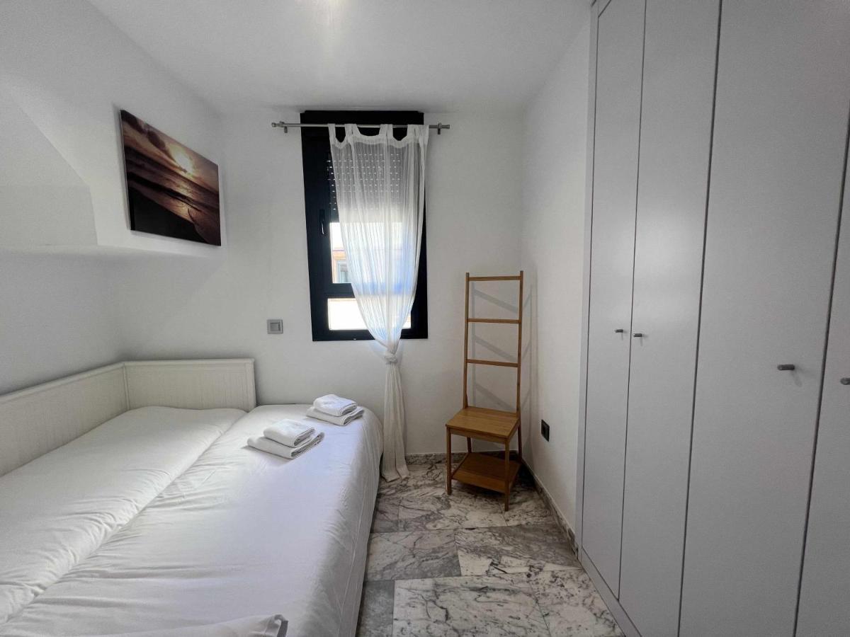 Ferienwohnung Atico San Bernardo Terraza Y Parking Incluido Sevilla Exterior foto