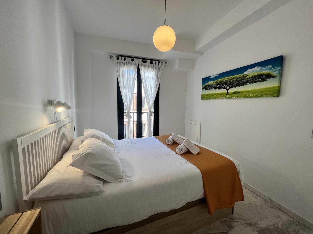 Ferienwohnung Atico San Bernardo Terraza Y Parking Incluido Sevilla Exterior foto